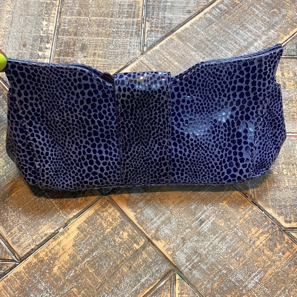 Cate Adair purple leather clutch/crossbody. - Picture 2 of 6